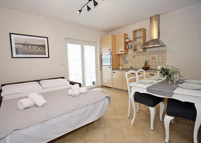 Apartman Nikoleta 公寓 苏佩塔尔